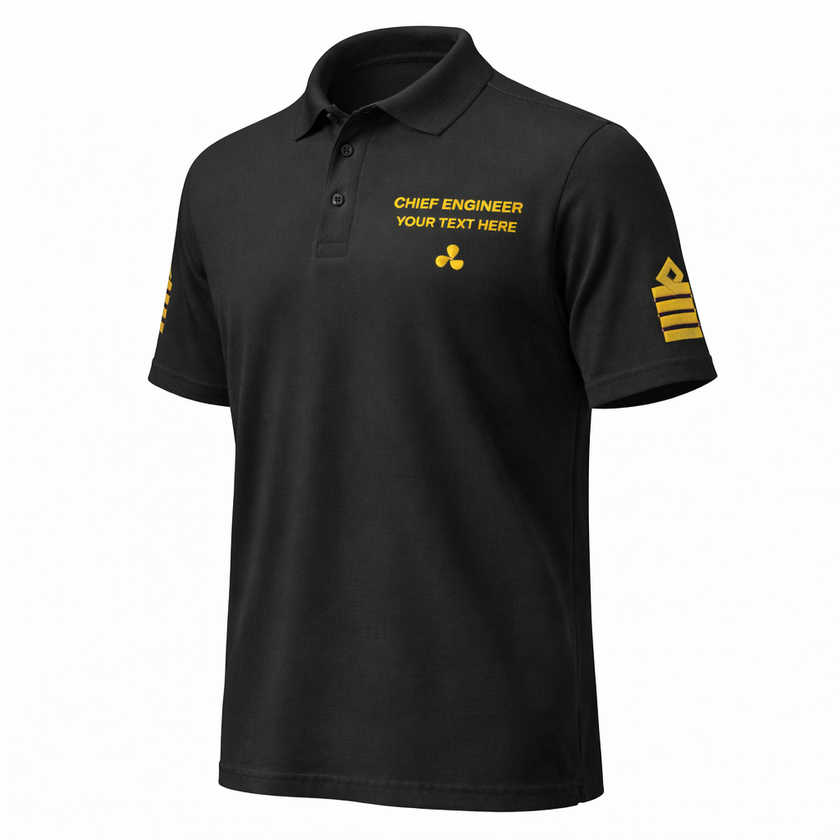 Poloshirt für die Uniform des Chefingenieurs mit personalisierter Stickerei.