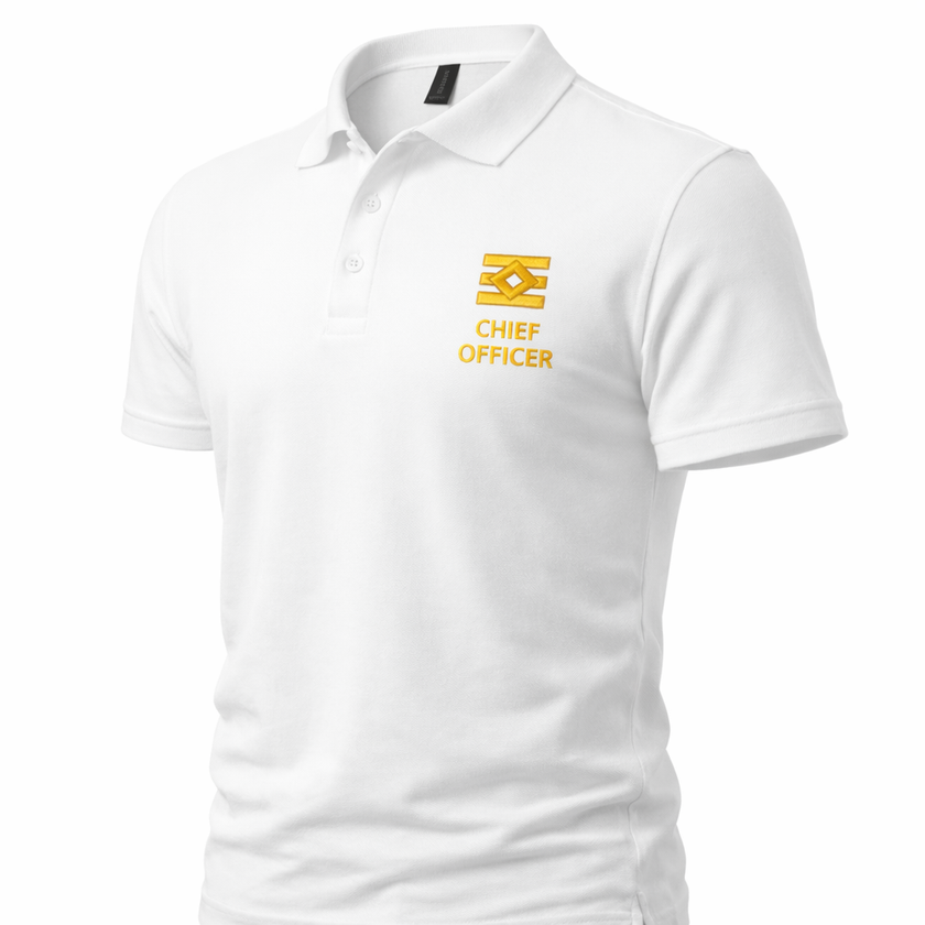 Polo de uniforme de oficial jefe con bordado en el pecho izquierdo.