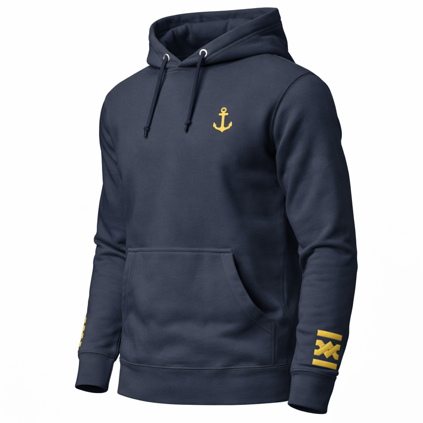 Kapuzenpullover in Kapitänsuniform.