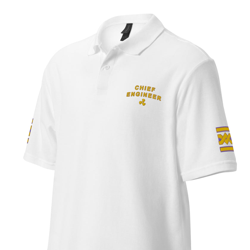 Poloshirt für die Uniform des Chefingenieurs mit Stickereien auf der linken Brust und den Ärmeln.