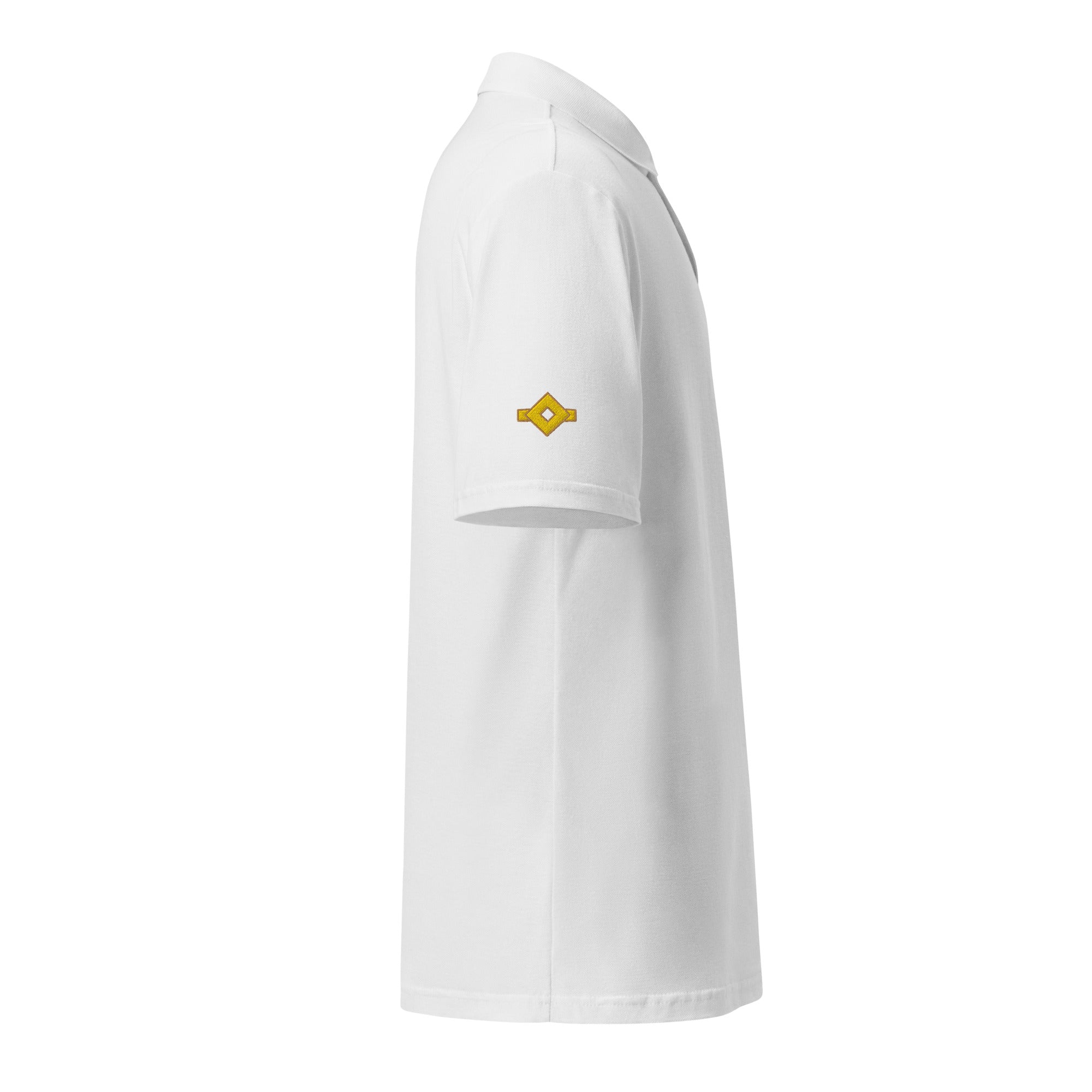 Poloshirt der Uniform des Dritten Offiziers mit personalisierter Stickerei.